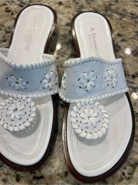 A. Giannetti White Leather Woven Floral Slide Sandals